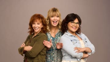 HAPPY'S PLACE -- Season: Pilot -- Pictured: (l-r) Reba McEntire, Melissa Peterman, Belissa Escobedo -- (Photo by: Trae Patton/NBC)