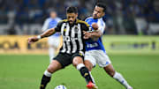 Cruzeiro venceu o jogo de ida por 2x0