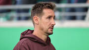Miroslav Klose sitzt beim 1. FC Nürnberg auf dem Schleudersitz