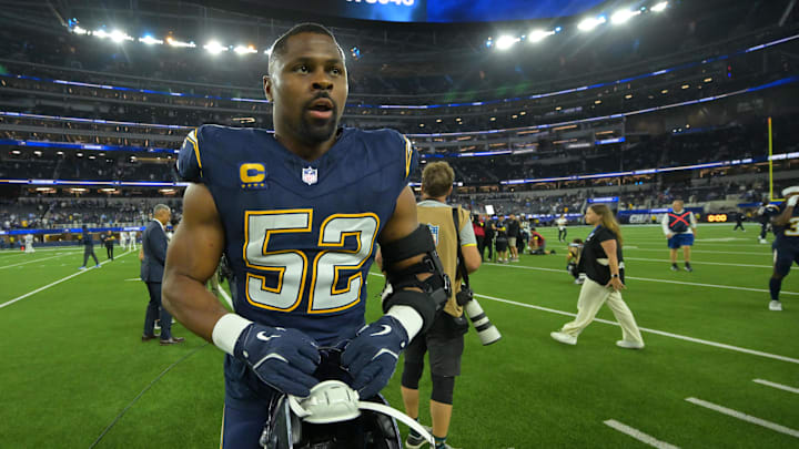 Khalil Mack had kind words for his quarterback after a tough outing on Sunday.