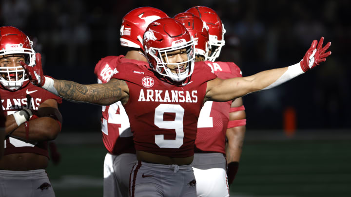 Arkansas vs Auburn prediction, odds & best bets for college football NCAA game today.