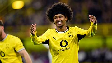 Könnte dem BVB den nötigen finanziellen Spielraum verschaffen: Al-Ahli lockt Dortmunds Flügelstürmer Karim Adeyemi