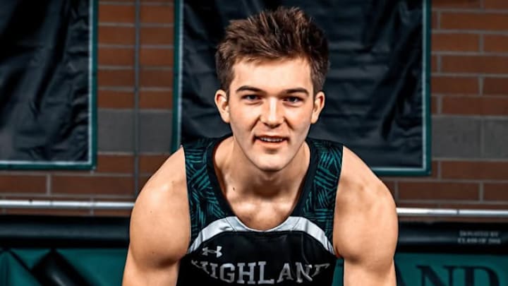 Michael Johnson and the Highland Hawks continued their outstanding season last week, going 4-0, to move up to No. 3 this week. Michael Johnson and the Highland Hawks continued their outstanding season last week, going 4-0, to move up to No. 3 this week.