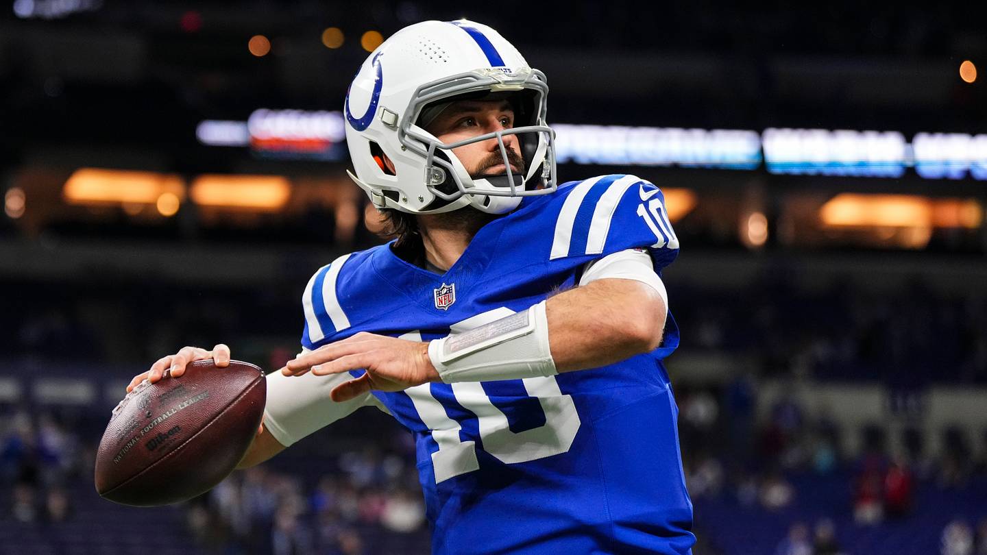 NFL analyst doesn't think Raiders need to add a QB - Vimarsana News