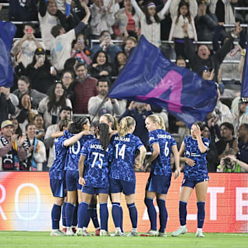 The San Diego Wave defeated the Utah Royals, 3–2, after blowing a two-goal lead. 