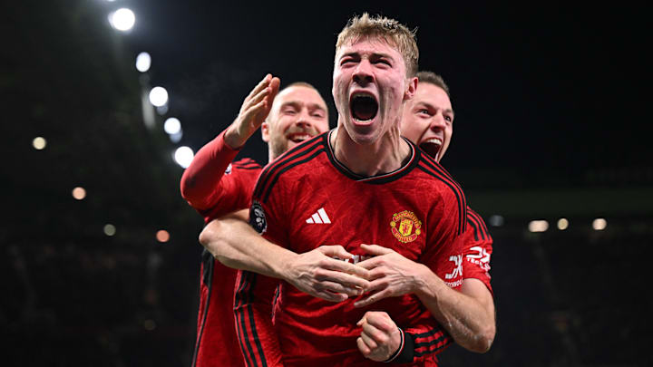 FBL-ENG-PR-MAN UTD-ASTON VILLA