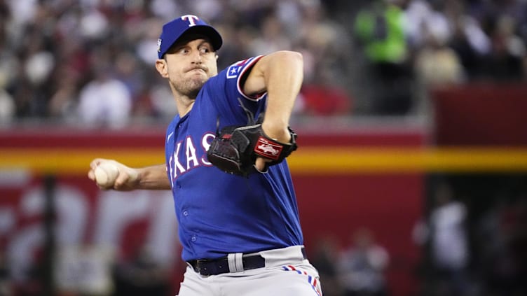 Texas Rangers starting pitcher Max Scherzer (31) throws a pitch against the Arizona Diamondbacks