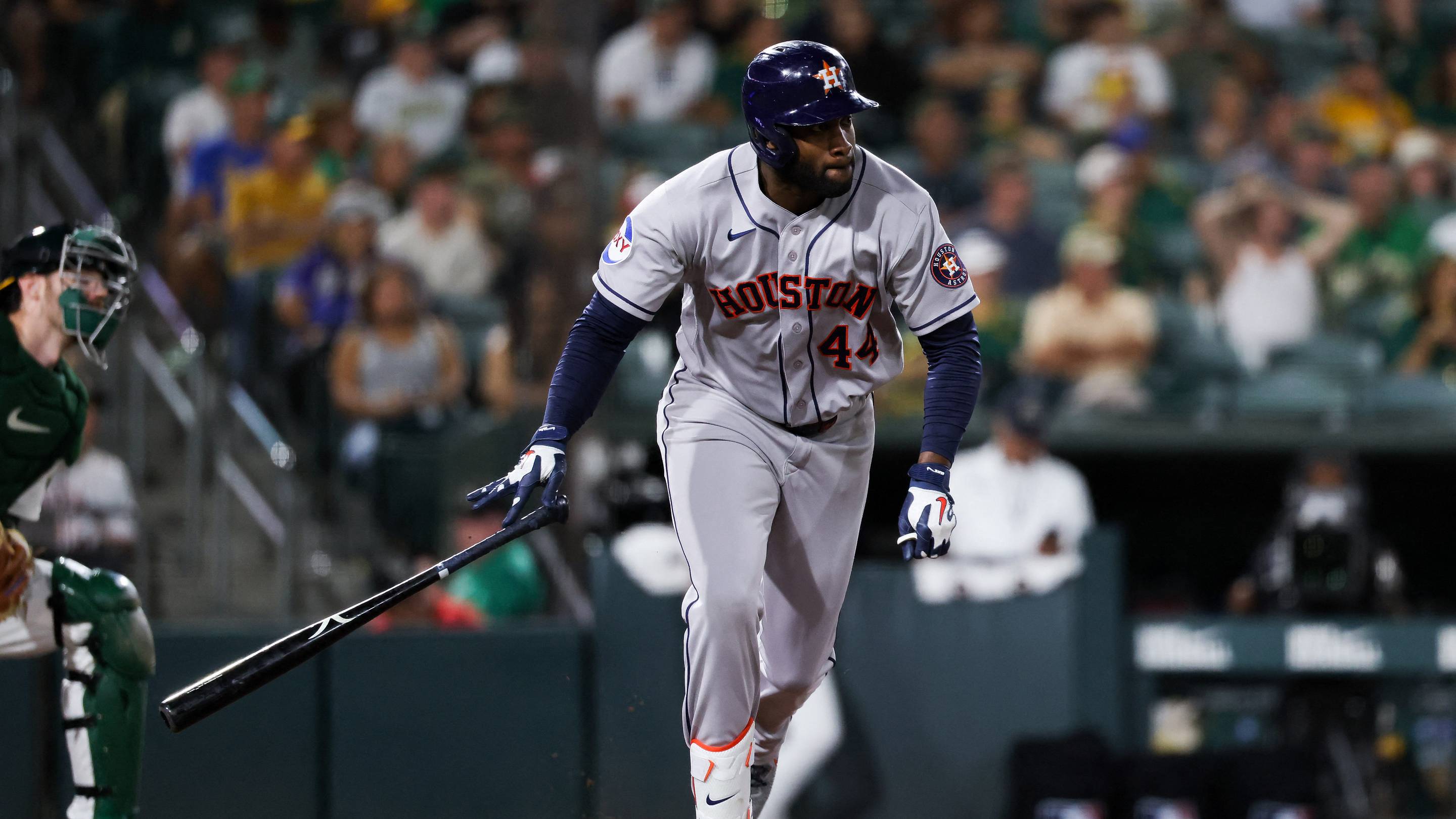 Yordan Alvarez Sweeps Players Choice Awards After Dominant 2026 Season