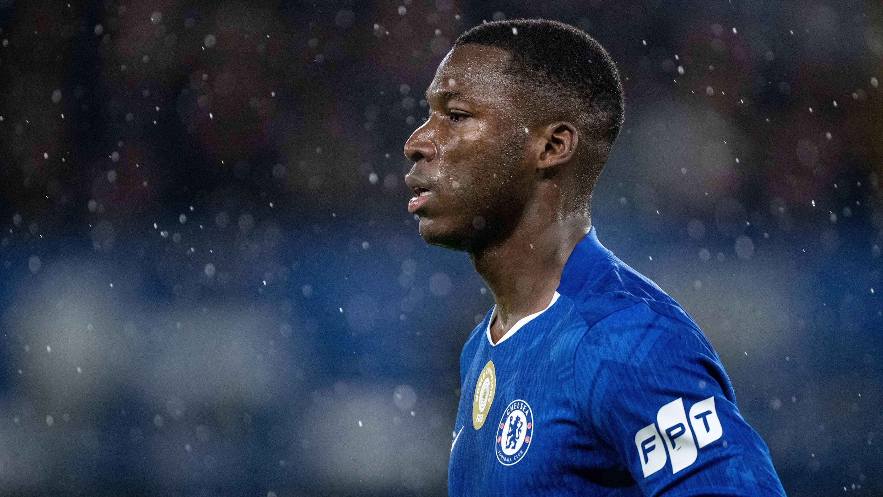 Chelsea's Moises Caicedo Named Top Defensive Midfielder by Manager Maresca