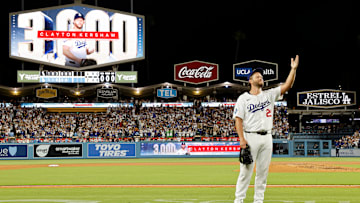 Chicago White Sox v Los Angeles Dodgers