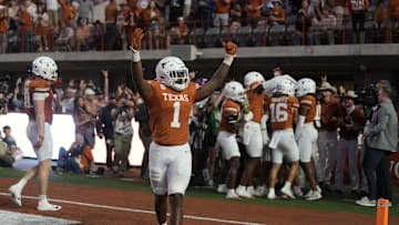 Texas Longhorns defensive lineman Colin Simmons (1) reacts after touchdown against the Arkansas Razorbacks, on Nov. 22, 2025 at Darrell K Royal-Texas Memorial Stadium in Austin, Texas.