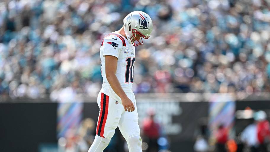 New England Patriots quarterback Drake Maye