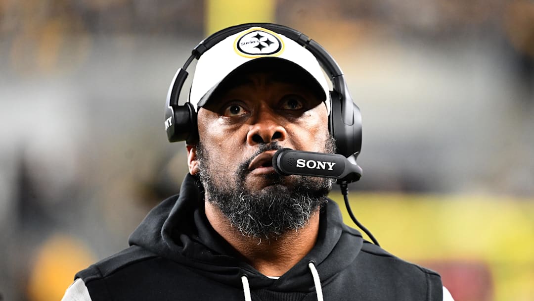 Pittsburgh Steelers head coach Mike Tomlin