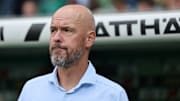 Erik ten Hag blickt auf ein ganz unglückliches Intermezzo in Leverkusen zurück