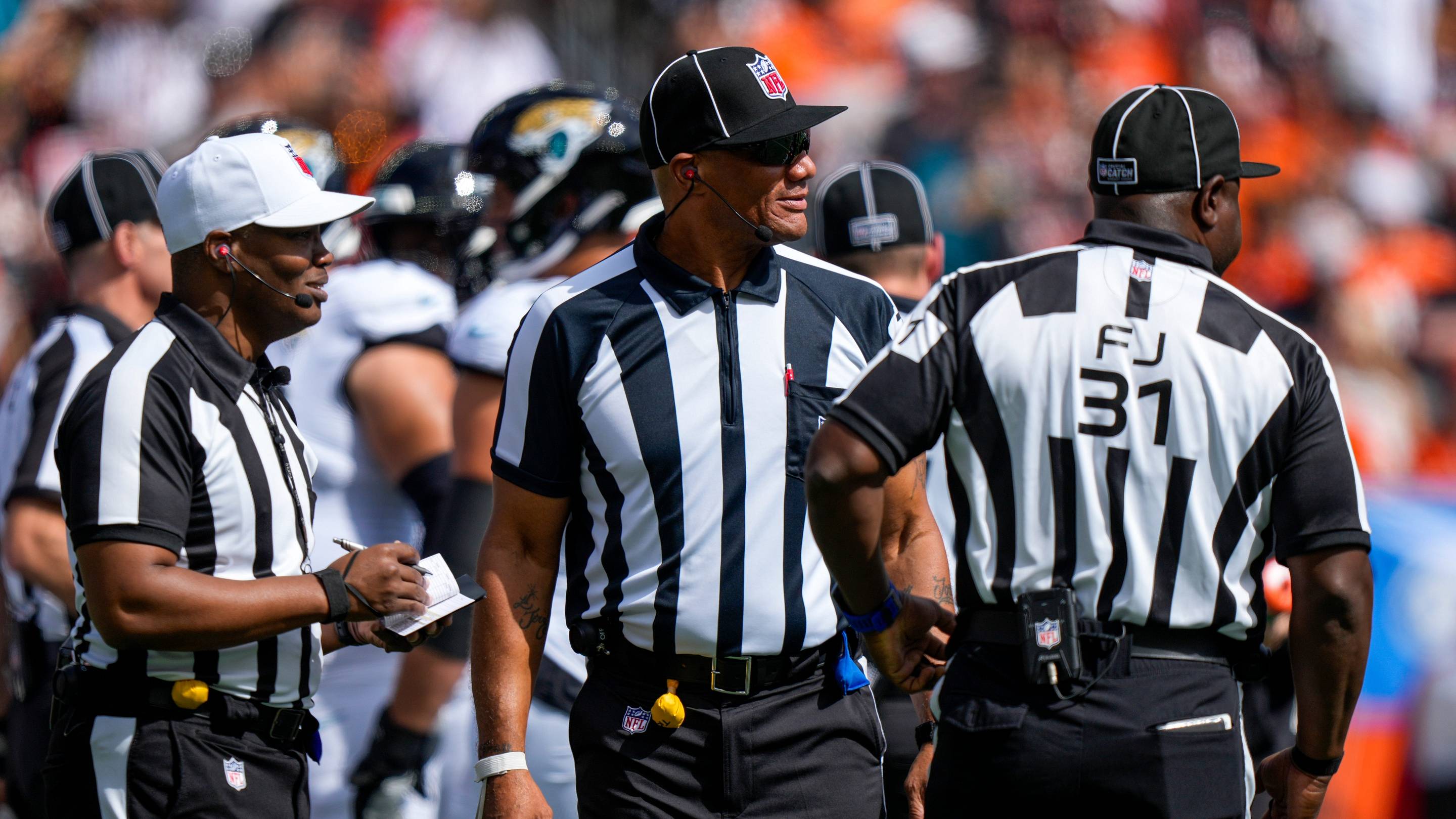 This Week’s Referee Suspensions Are Hiding the NFL’s Real Officiating Problem