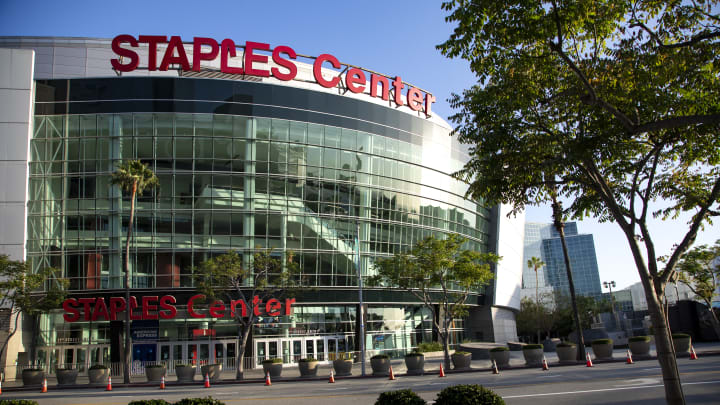 Staples Center cambiará de nombre