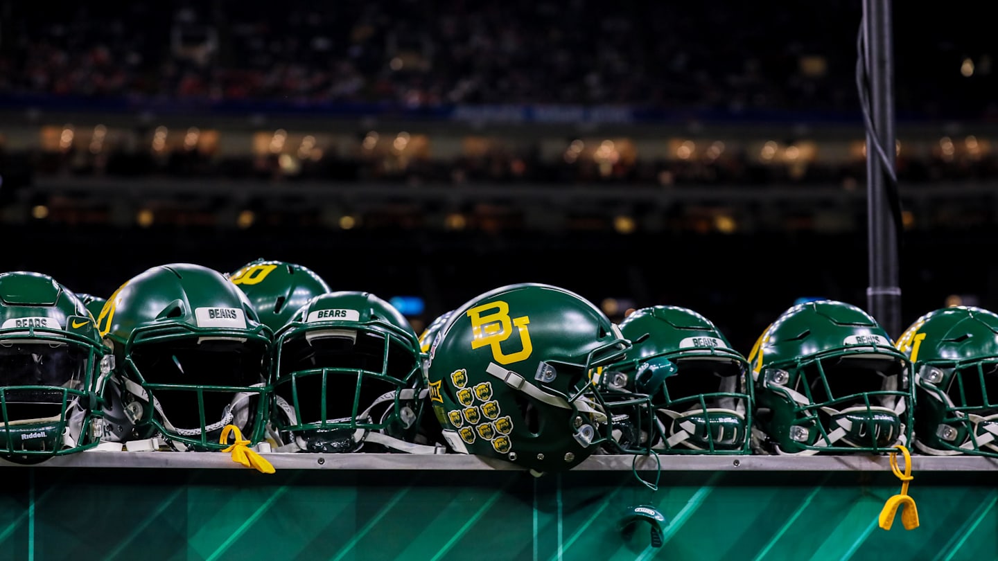Multiple Top College Defenders Named 2025 Bednarik Award Watch List