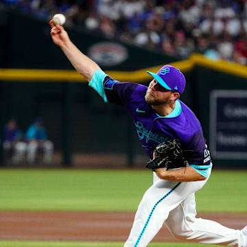 Diamondbacks pitcher Corbin Burnes (39) pitches against the Dodgers during a game at Chase Field on May 10, 2025, in Phoenix.