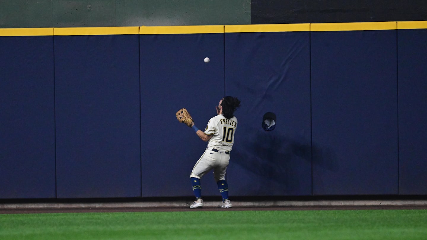Dodgers Manager Reveals Conversation With Umpires After Controversial Game 1 Play