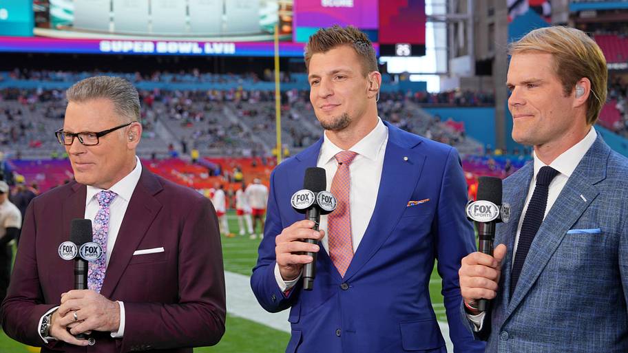 NFL announcer schedule & pairings for Week 16 of 2024 season