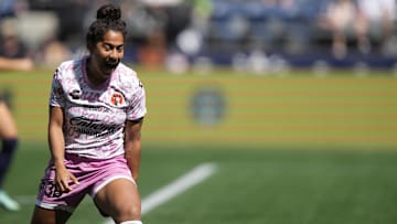 ijuana forward Aisha Solórzano (30) celebrates scoring 
