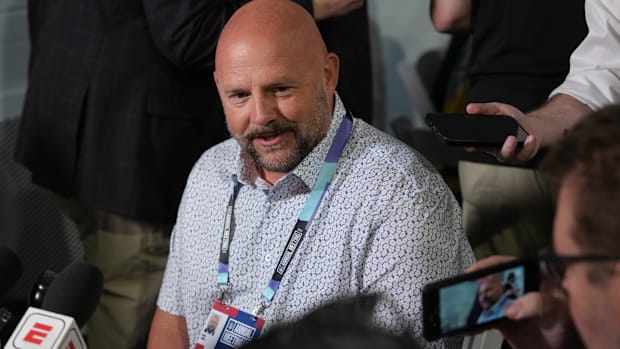 New York Giants head coach Brian Daboll, center, attends the NFL Annual League Meeting at The Breakers. 