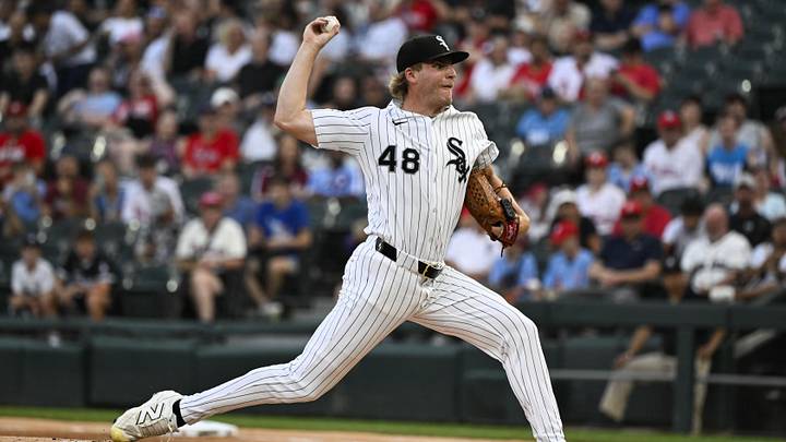 Jul 29, 2025; Chicago, Illinois, USA;  Chicago White Sox pitcher Jonathan Cannon (48) delivers during the first inning against the Philadelphia Phillies at Rate Field. Mandatory Credit: Matt Marton-Imagn Images