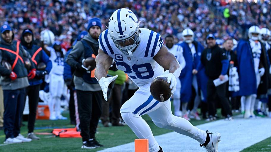 Colts Risers and Fallers in Exciting Victory Over Patriots