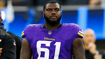 Minnesota Vikings DL Jalen Redmond