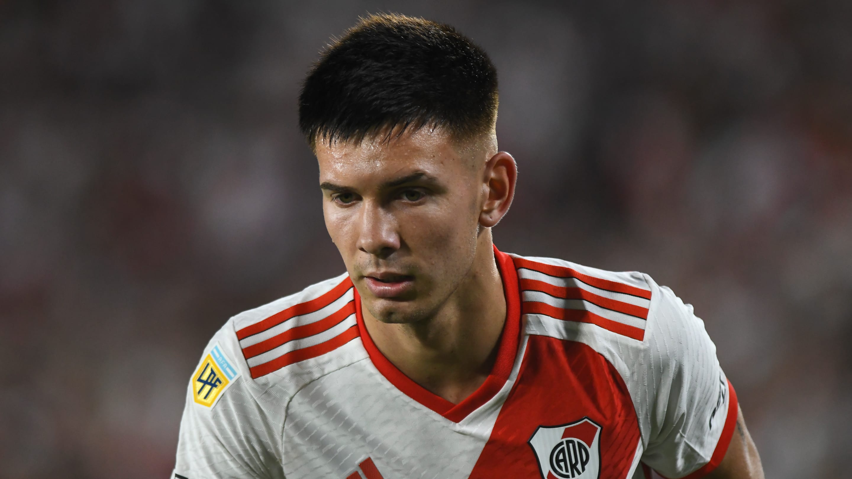 Enzo Fernandez lauds 'incredible' Man Utd & Chelsea target