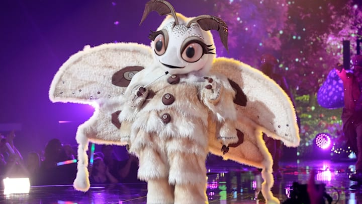 THE MASKED SINGER: Poodle Moth in THE MASKED SINGER “Final Four” episode airing Wednesday, May 8 (8:00-9:02 PM ET/PT) on FOX. CR: Michael Becker / FOX. ©2024 FOX Media LLC.