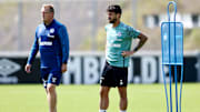 Mike Büskens mit Danny Latza