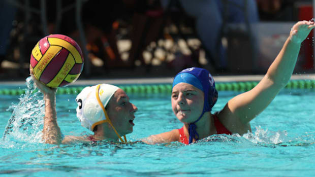 Photos: St. Ignatius vs. Vintage in California Varsity high school water polo showdown - Sep. 13, 2025 
