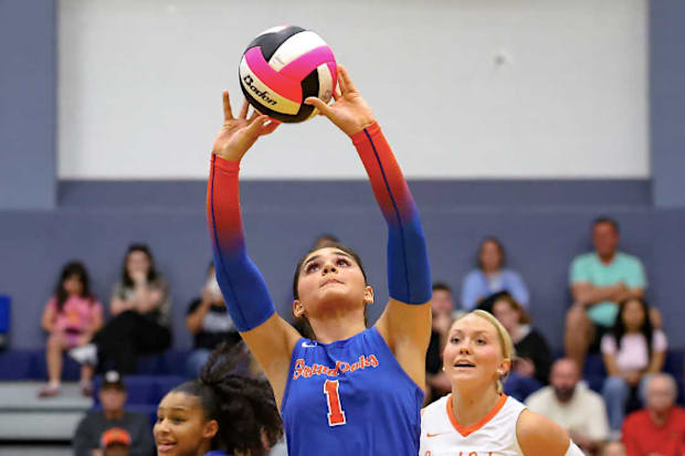 Woodlands College Park vs. Grand Oaks in Texas Varsity girls volleyball showdown - Sep. 3, 2025 