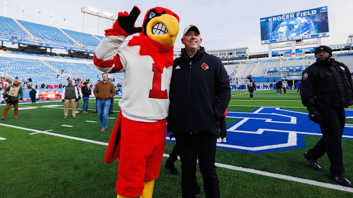 Louisville Cardinals head coach Jeff Brohm