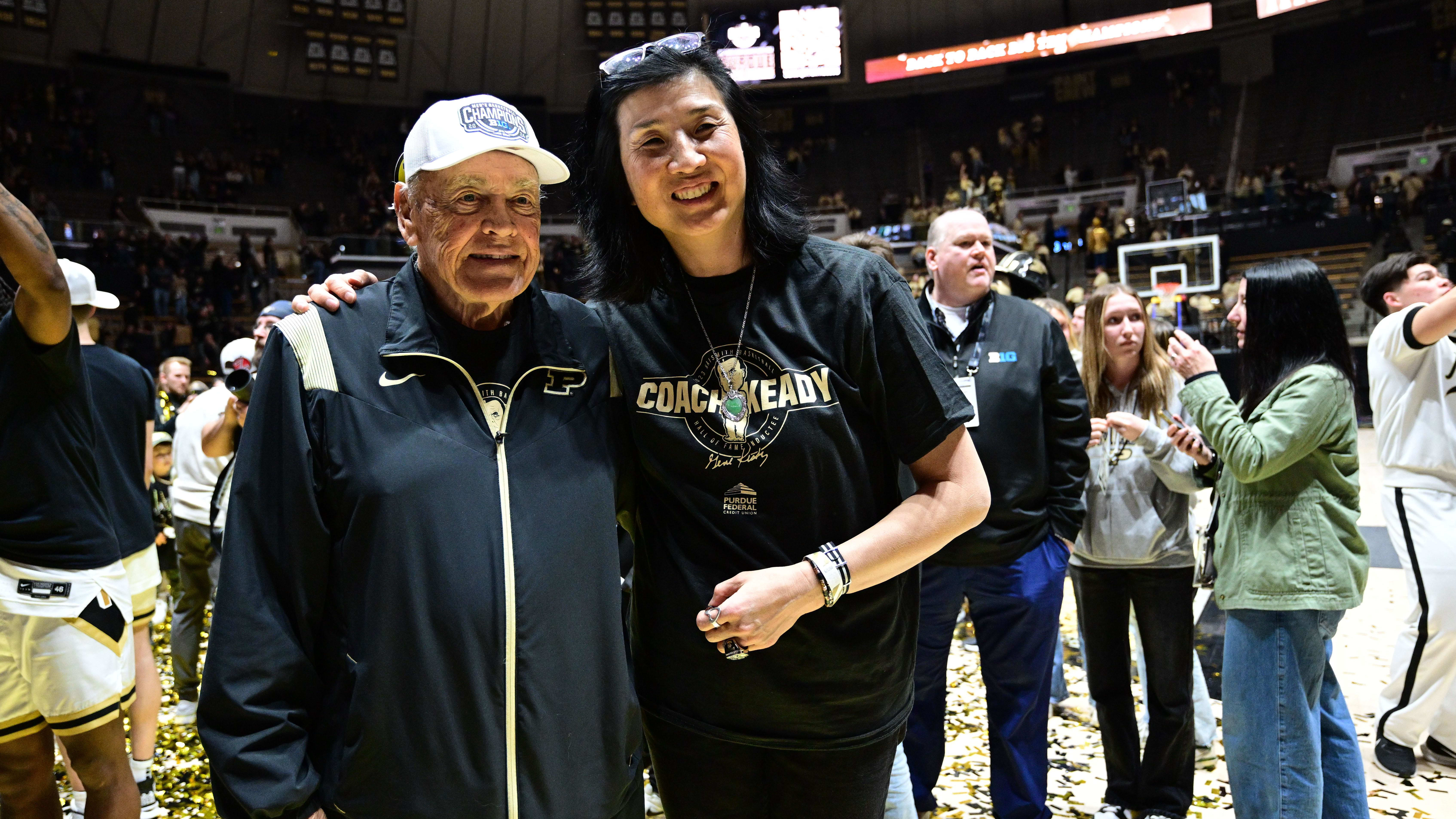 Gene Keady Goes All In, Gets Purdue 'P' in Hair