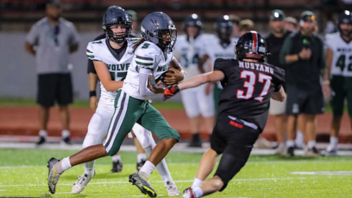 Mustang vs. Edmond Santa Fe in Oklahoma Varsity high school football showdown - Sep. 2, 2025 Mustang vs. Edmond Santa Fe in Oklahoma Varsity high school football showdown - Sep. 2, 2025