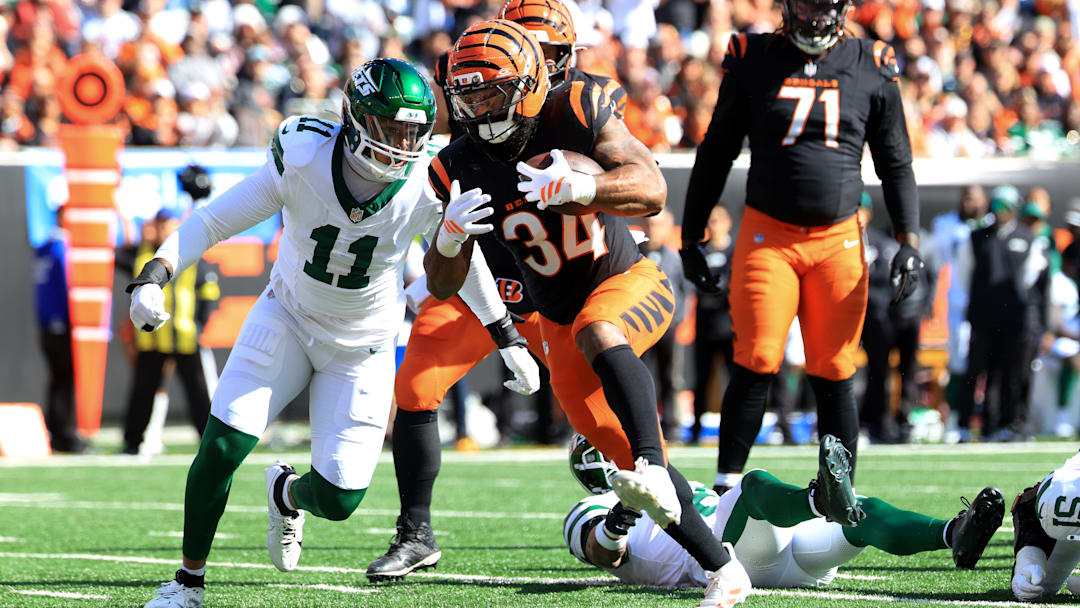 New York Jets edge rusher Jermaine Johnson New York Jets edge rusher Jermaine Johnson