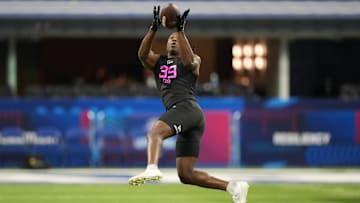 Nevada Wolfpack defensive back Kitan Crawford (DB39)