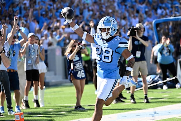 North Carolina Tar Heels running back Omarion Hampton runs for a touchdown.