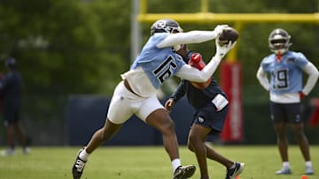Jun 10, 2025; Nashville, TN, USA; Tennessee Titans wide receiver Treylon Burks (16) makes a catch during minicamp at Nissan Stadium. 