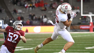 Nov 4, 2023; Pullman, Washington, USA; Stanford Cardinal tight end Sam Roush (86) makes a catch against Washington State Cougars linebacker Kyle Thornton (52) in the second half at Gesa Field at Martin Stadium. Stanford won 10-7. Mandatory Credit: James Snook-Imagn Images