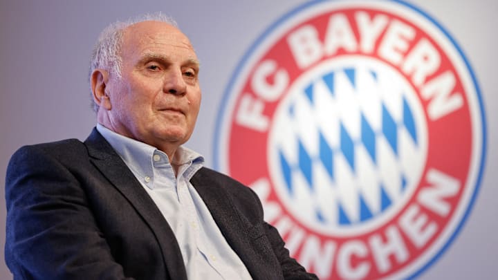 Uli Hoeneß ist nicht nur Ehrenpräsident, sondern auch Mitglied des Aufsichtsrats Uli Hoeneß ist nicht nur Ehrenpräsident, sondern auch Mitglied des Aufsichtsrats