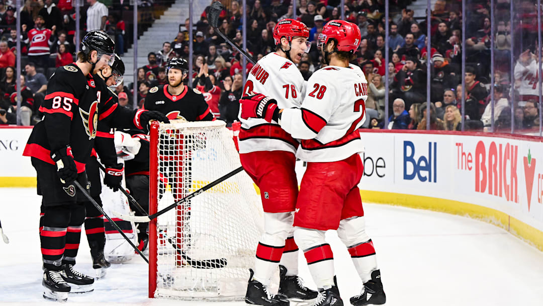 Carolina Hurricanes v Ottawa Senators