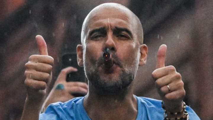 FBL-EUR-ENG-C1-PR-FA CUP-MANCITY-PARADE