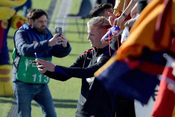 FBL-ESP-LIGA-BARCELONA-FANS