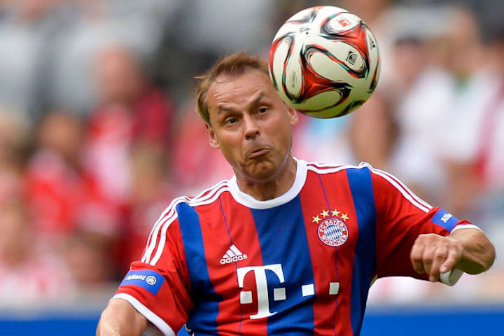 FBL-GER-BAYERN MUNICH-ALL STARS-MANCHESTER UNITED-LEGENDS