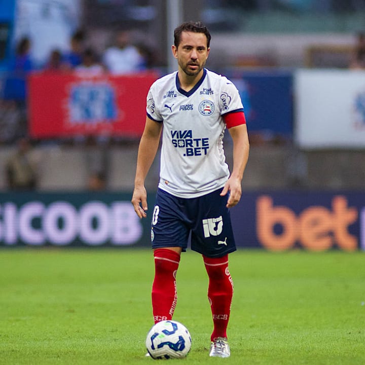 Everton Ribeiro