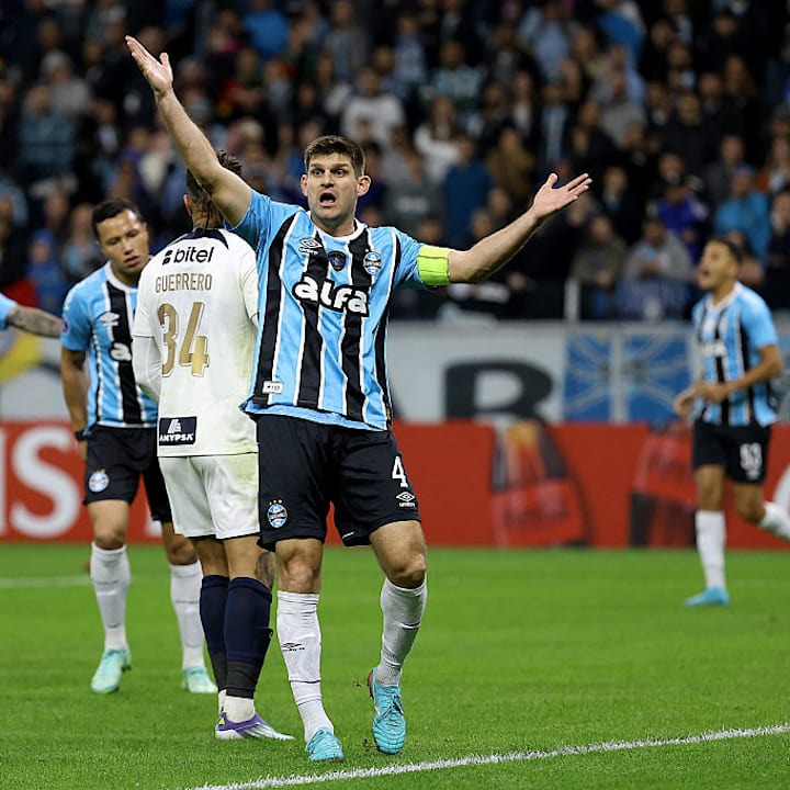 FBL-SUDAMERICANA-GREMIO-ALIANZA