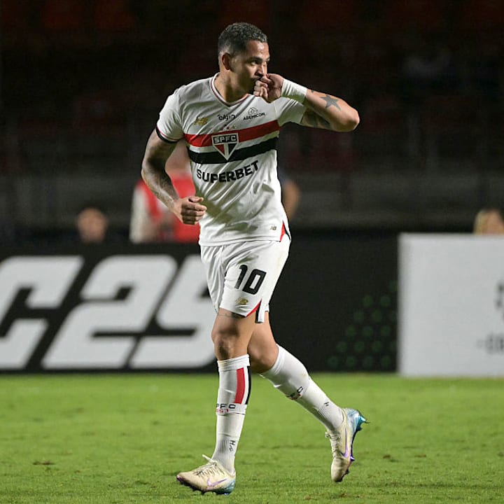 FBL-LIBERTADORES-SAOPAULO-TALLERES